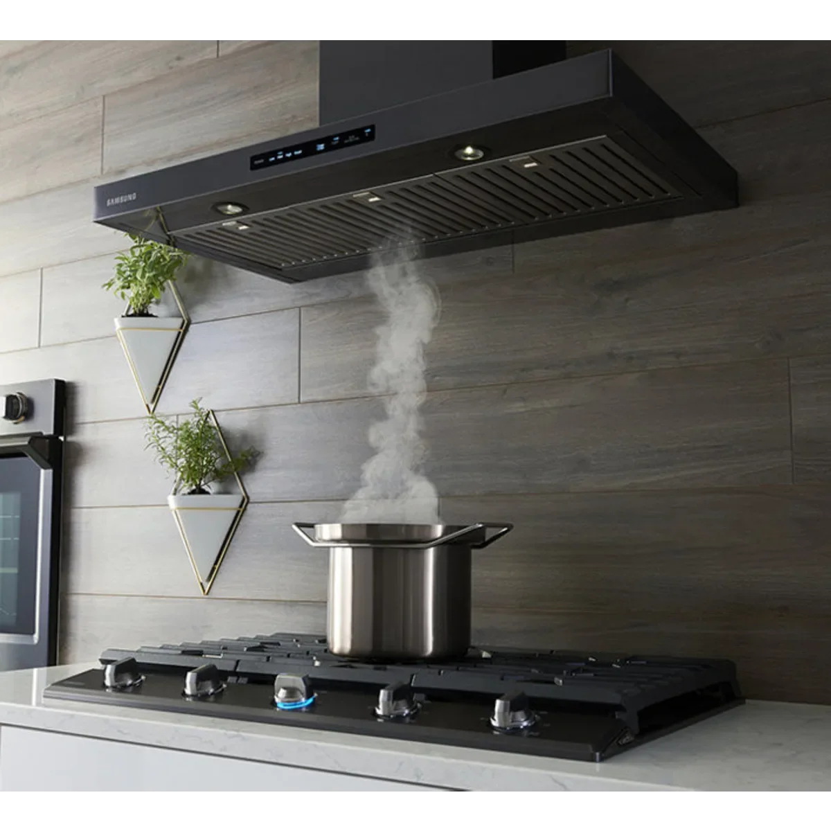 Samsung NA30N6555TG 30 Inch Gas Smart Cooktop with 5 Sealed Burners, Cast-Iron Grates, 19K Power Burner, LED Illuminated Backlit Knobs, Removable Griddle, Ready2Fit™ Guarantee, and ADA Compliant: Fingerprint Resistant Black Stainless Steel